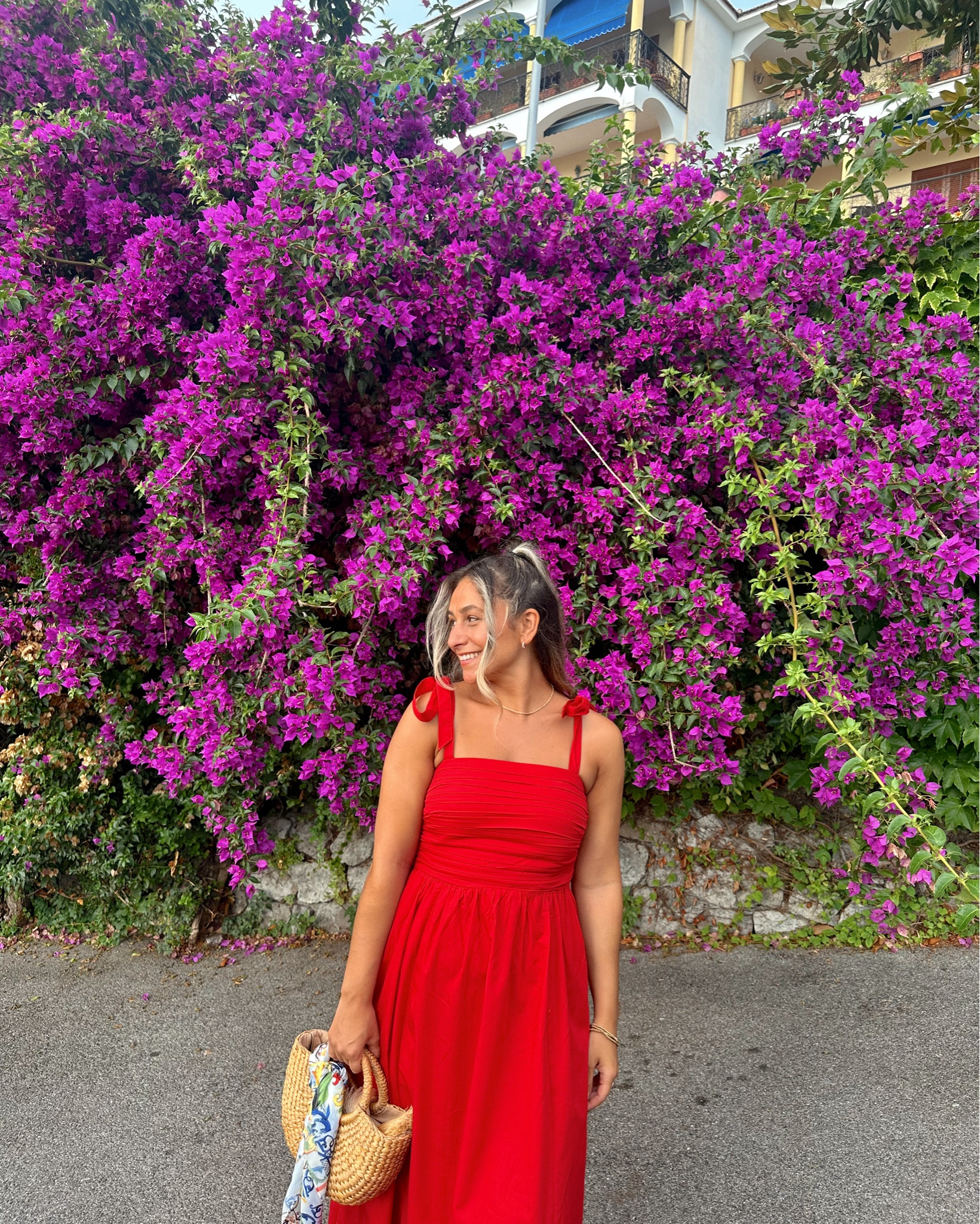 Abercrombie red dress❤️ #abercrombiedress #abercrombielinendress #reddress #europeoutfit #italyoutfit

#LTKStyleTip #LTKTravel