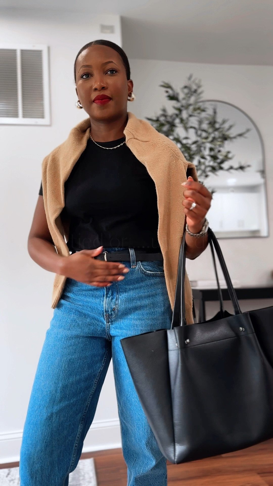 Fall transitional outfit |Outfit linked!
Shirt @anntaylor
Sweater @bananarepublicfactory
Jeans @abercrombie
Belt @hm
Shoes @adidas

Casual chic style, casual outfit, fall style, autumn outfits, sweater styling, fall sweaters, fall trends 
#casualchicstyle #minimaliststyle #capsulewardrobe

#LTKStyleTip #LTKBeauty #LTKWorkwear