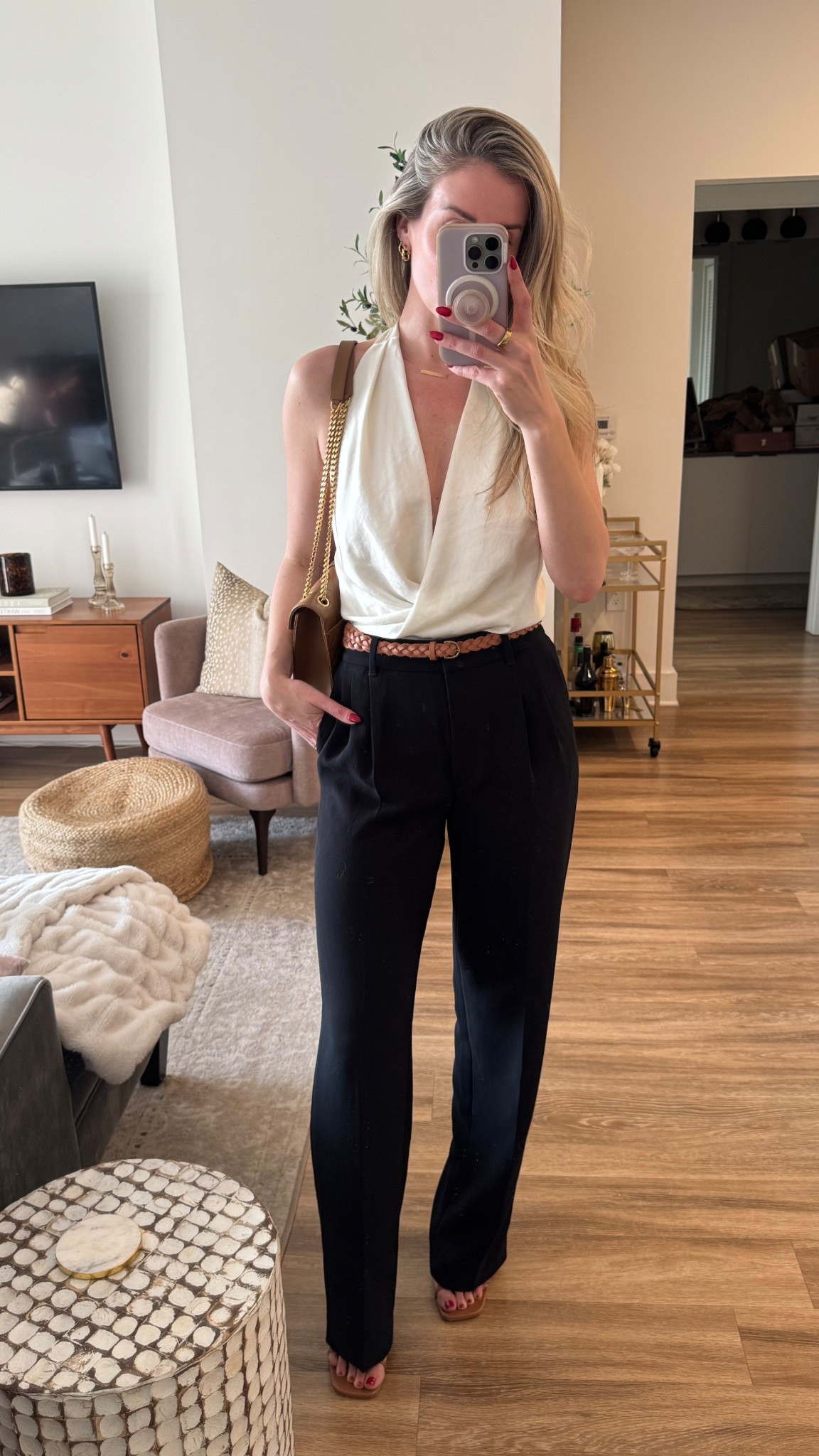 • top - XS (could’ve done a small) 
• pants - 4 long 
• shoes - TTS

#LTKdayinmylife #LTKWorkwear #LTKootd