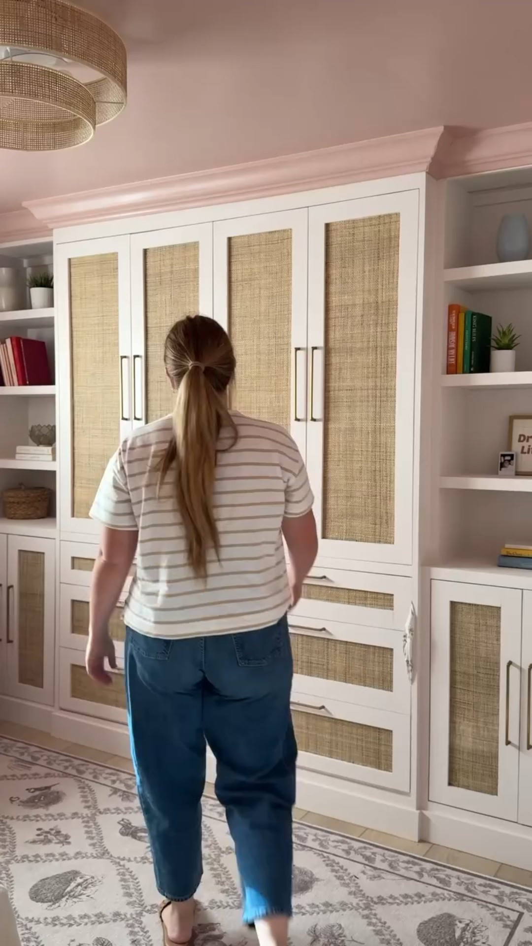 I still can’t believe I made this. This was easily my best, most complex build so far but I am obsessed!!
•
As always, comment “shop” and I’ll send you everything you need to build your own Murphy bed!

#diy #murphybed #guestroom #guestbedroom 
https://liketk.it/5jy5Z