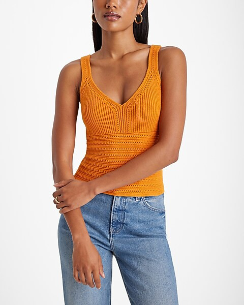 Textured V-Neck Sweater Tank | Express