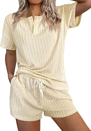 Ekouaer Women's Loose Casual Short-Sleeve Pajama Set with Pockets, Ribbed Knit | Amazon (US)