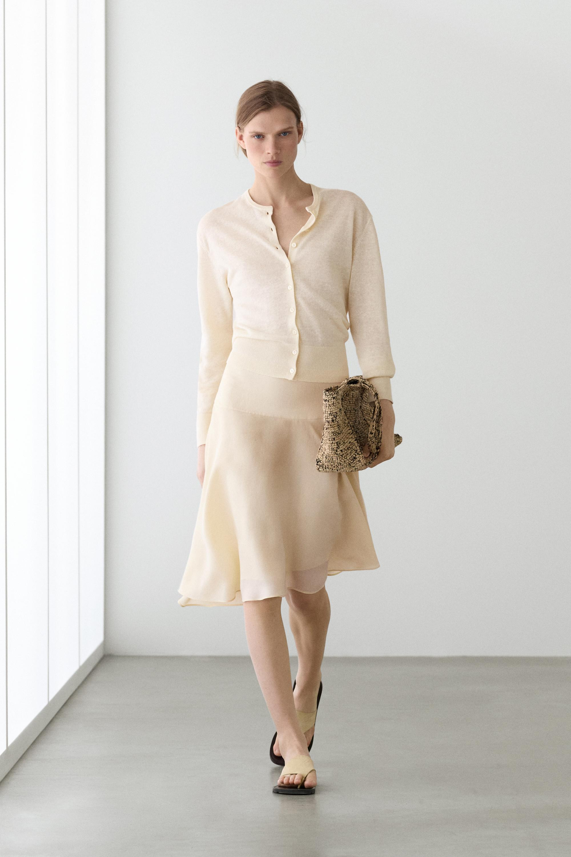 Linen knit cardigan with buttons · Vanilla, Chocolate · Cardigan | Massimo Dutti | Massimo Dutti UK