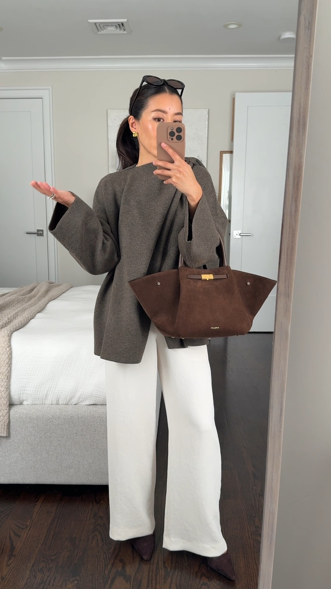 Another way to wear this  scarf sweater jacket 

• Zara scarf jacket Small / Medium, has a roomy oversized fit and is a sweater knit material 

• Aritzia lodge pants in xxs short - pull on elastic waist, wrinkle resistant and beautiful drape

• rib tee Xs, I size up fir homestretch 

• Sam Edelman heels 5.5

• Demellier bag

Fall fashion, chic cardigan , scarf coat, Thanksgiving outfit ideas

#LTKSeasonal #LTKHoliday #LTKPetite