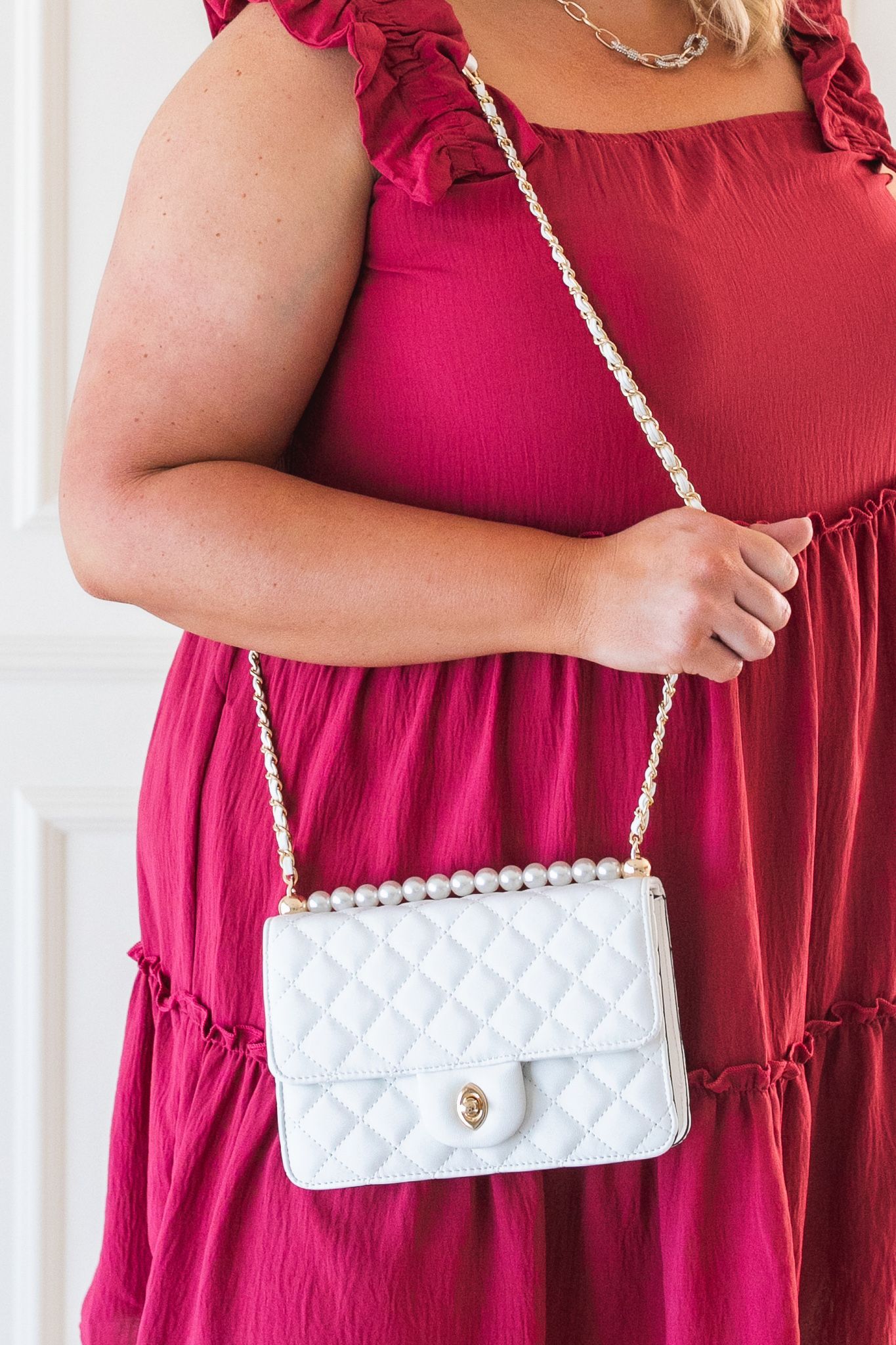 Pretty In Pearls Purse White | Shop Curves To Contour