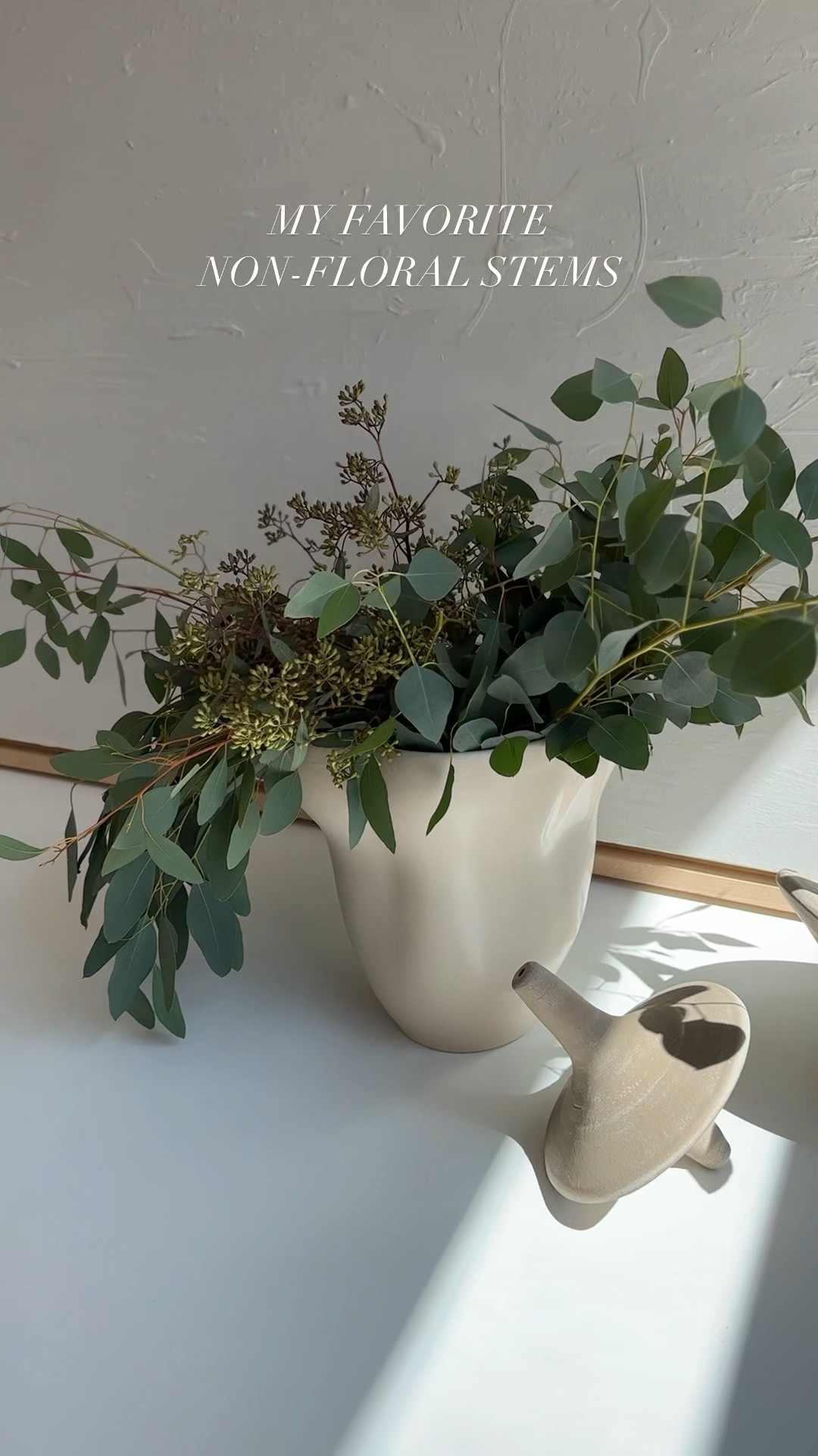 This is one of my favorite vases for all seasons, and it’s on sale now! Under $27!

Vases, florals, steams, greenery, hm home, home decor, decorative items, LTK home

#LTKunder50 #LTKhome #LTKFind