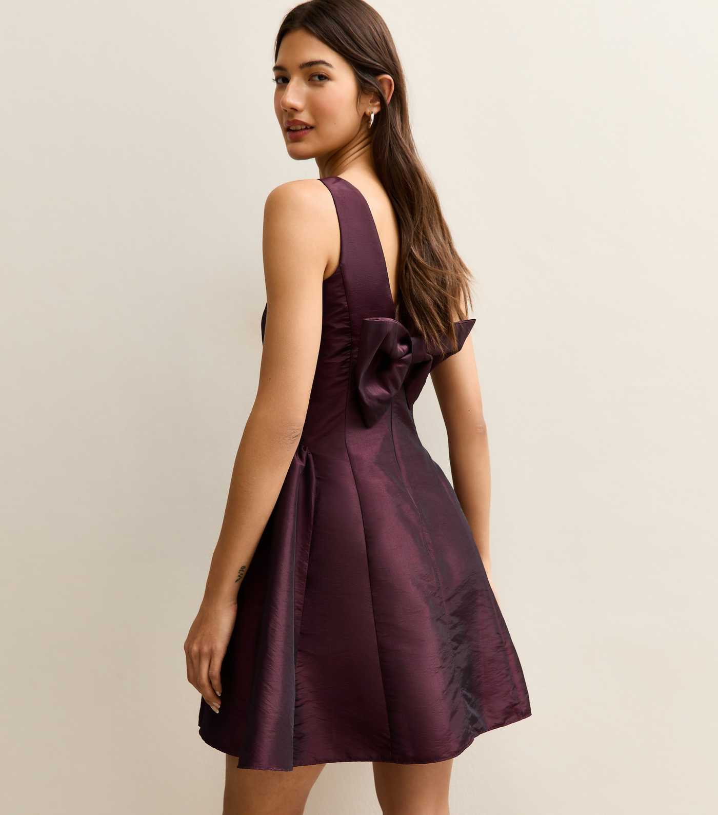 Burgundy Bow Back Taffeta Mini Dress | New Look | New Look (UK)