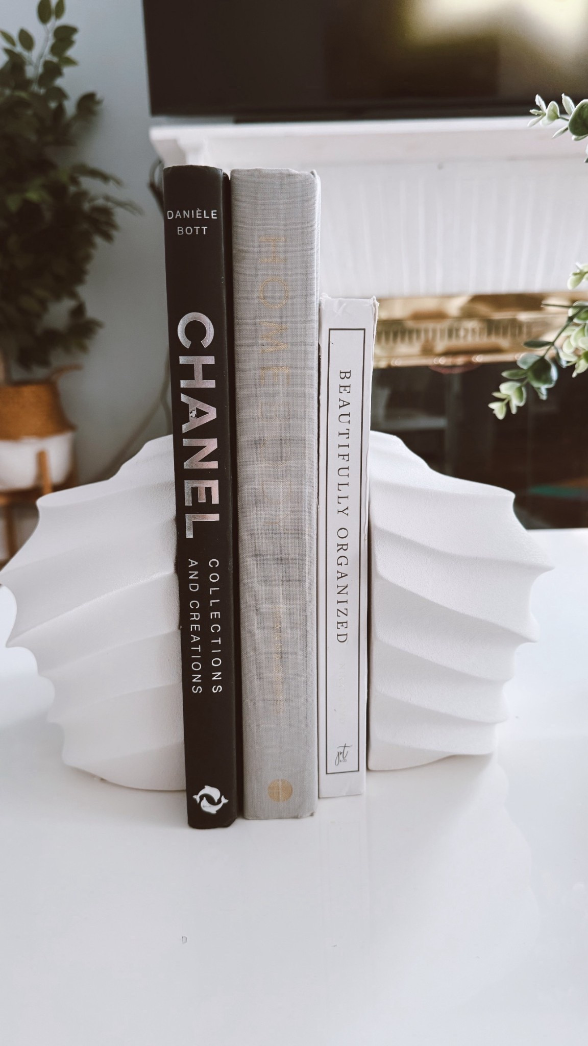 STONEWARE BOOKEND ON SALE ‼️

#LTKSaleAlert #LTKFindsUnder50 #LTKHome