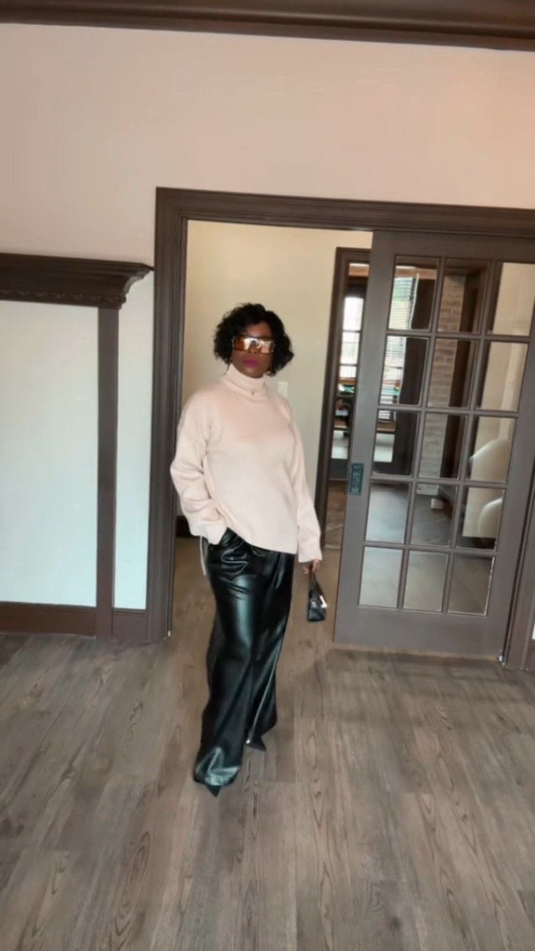 Cozy travel outfit that does it all ✨
This oversized asymmetrical sweater is my go-to for airport comfort — but here’s the secret: it transitions effortlessly from travel day to dinner plans.

✈️ Airport cozy: matching knit pants
🖤 Elevated casual: leather pants + boots
✨ Night out: mini skirt, stockings & boots

If you’re over choosing between comfort or style, this is your sign. Timeless pieces that move with you, not trends that expire.

Save this for your next trip + follow for effortless style over 40 that feels like you.


#LTKSeasonal #LTKootd #LTKTravel