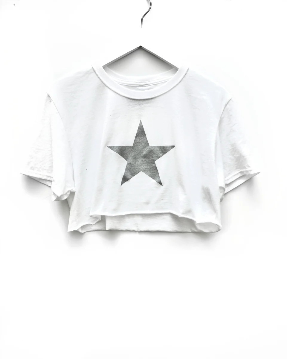 Cropped Crew / White Silver Star | MYRRHE