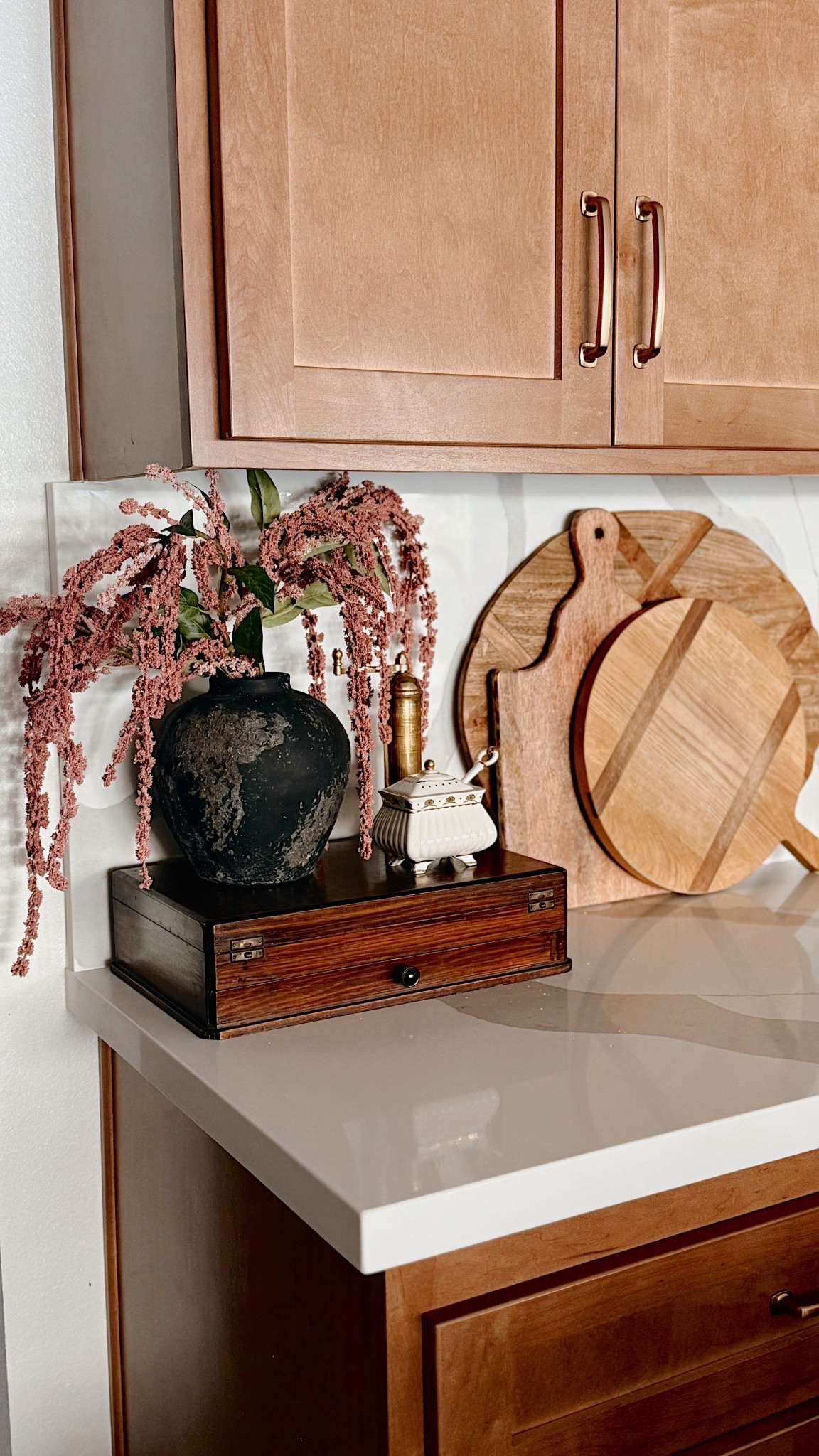 Got these at Target for $12 A BRANCH and literally just found some on sale at Michael’s for $2.99 a stem! Sooo I bought some more. 

Kitchen decor, florals, home 

#LTKdayinmylife #LTKSaleAlert #LTKHome