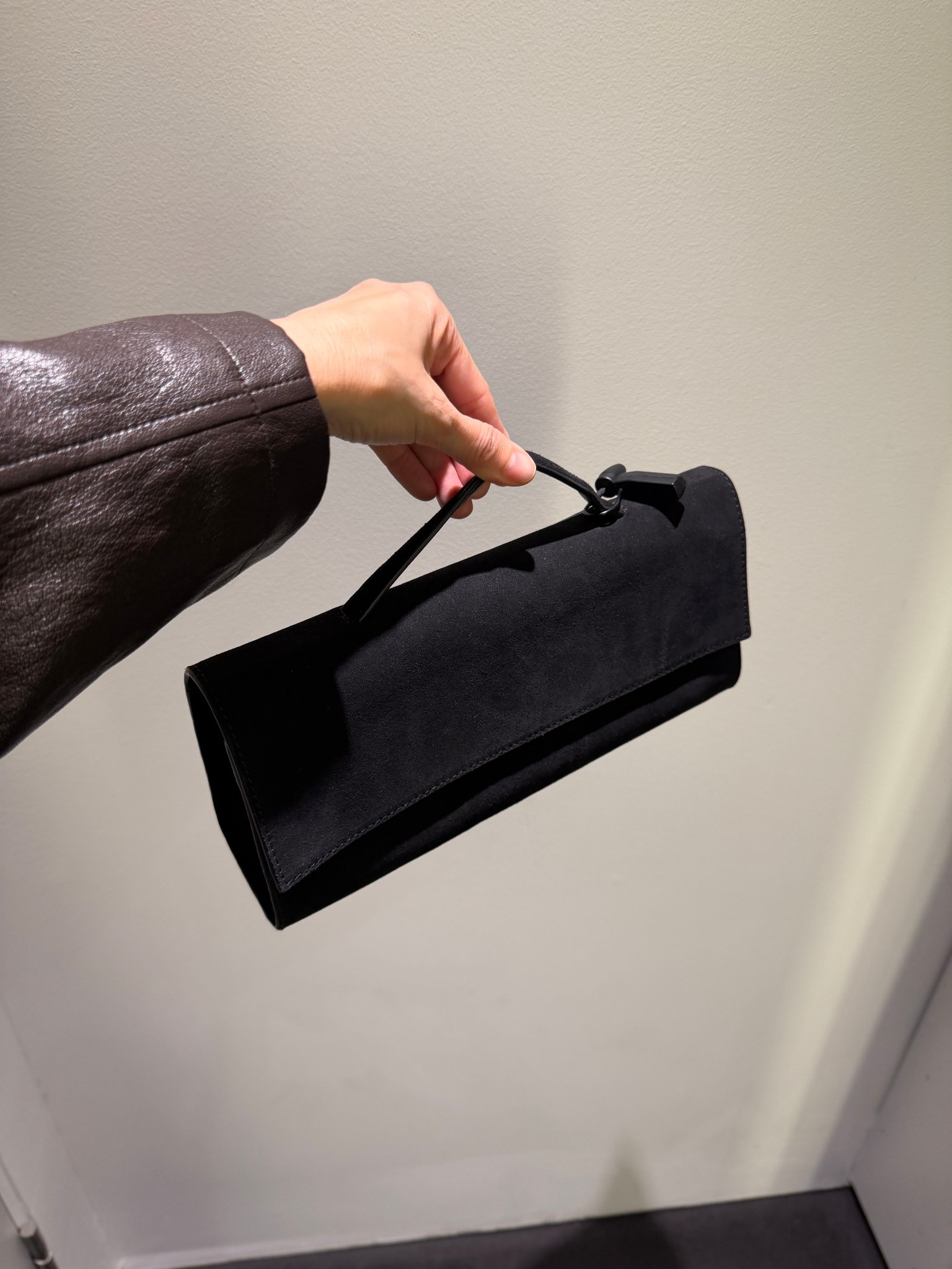 COS black clutch 