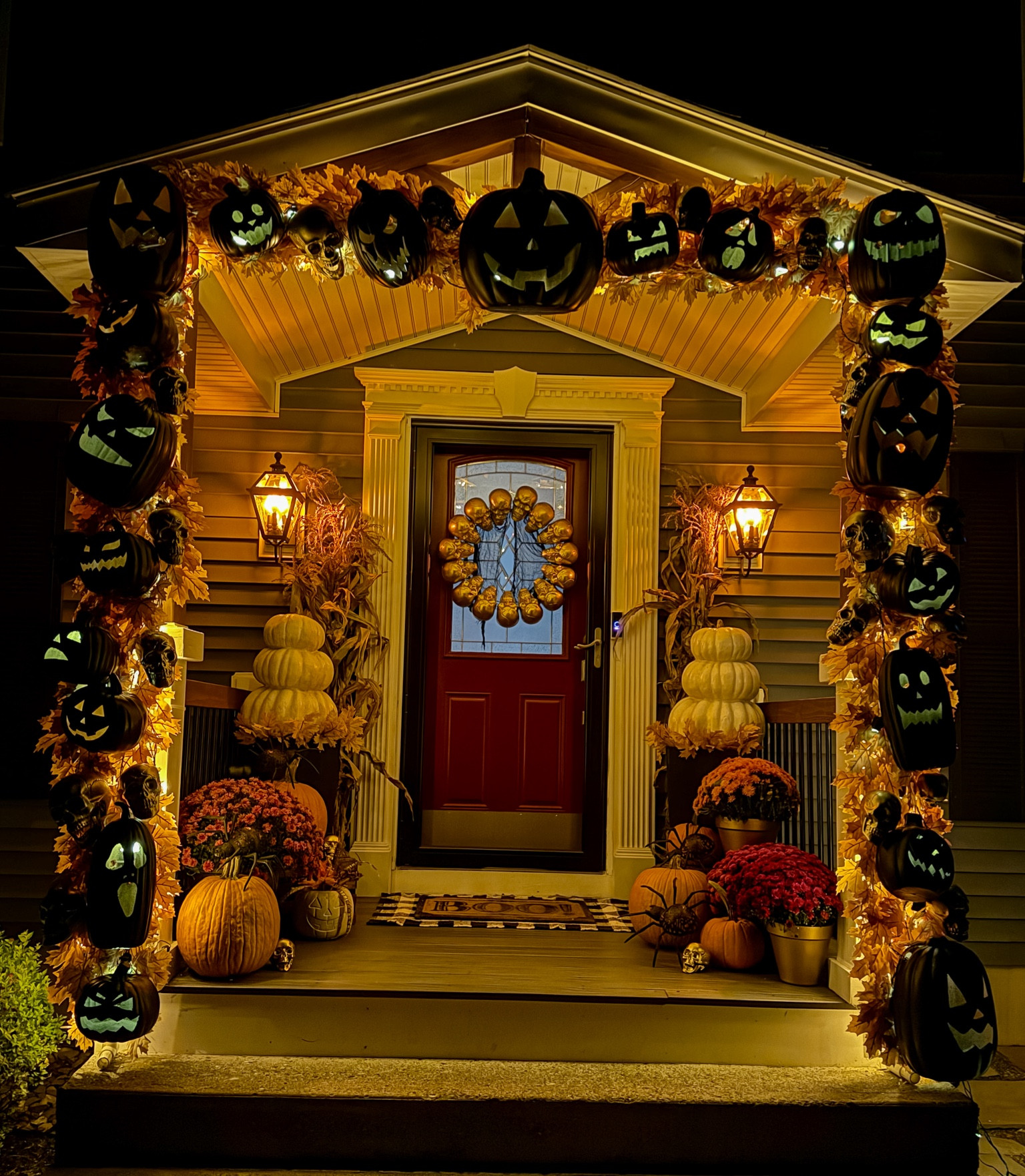 Halloween Porch. Fall decor. Halloween decor  

#LTKhome #LTKSeasonal #LTKHalloween