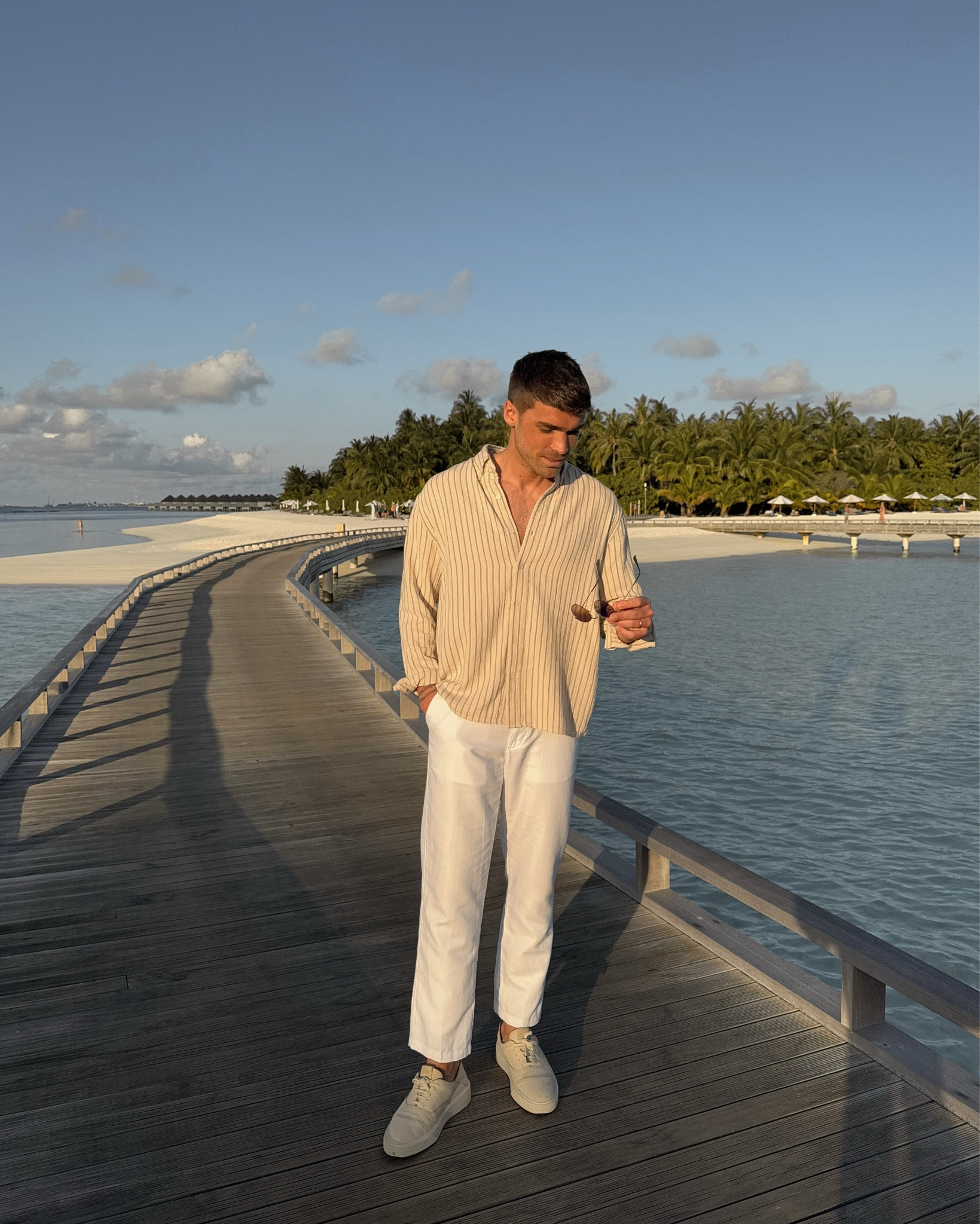 Honestly one of the best shirts I’ve bought in ages. Such a simple mens outfit that anyone can pull off. The linen trousers are class btw 👏🏼

#LTKmens