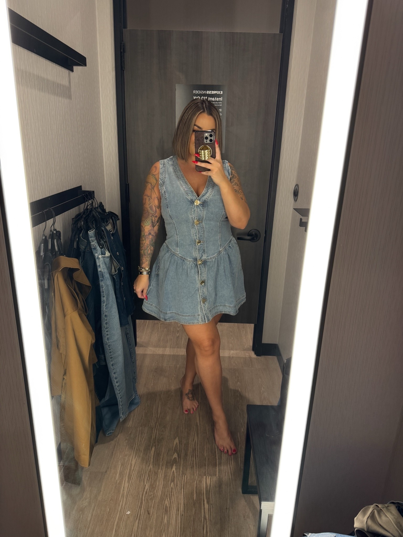 So cute !!! 

Size L 
This would be so good paired with knee high boots linked some of my favs below