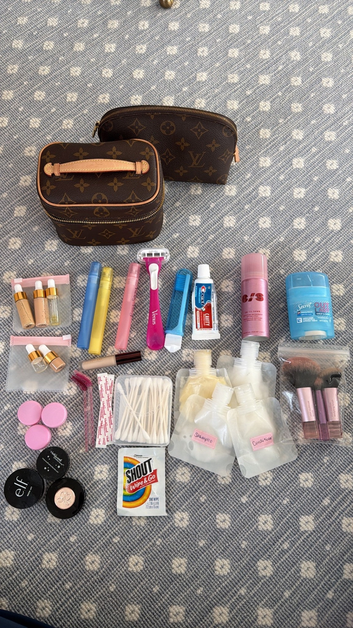 Travel minis 💗

#LTKTravel #LTKdayinmylife #LTKBeauty