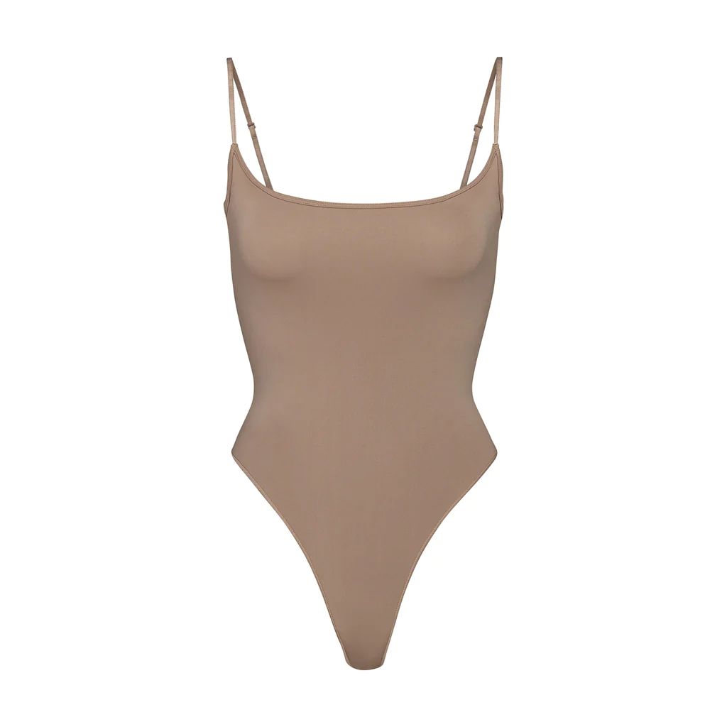 ESSENTIAL CAMI BODYSUIT | DESERT | SKIMS (US)