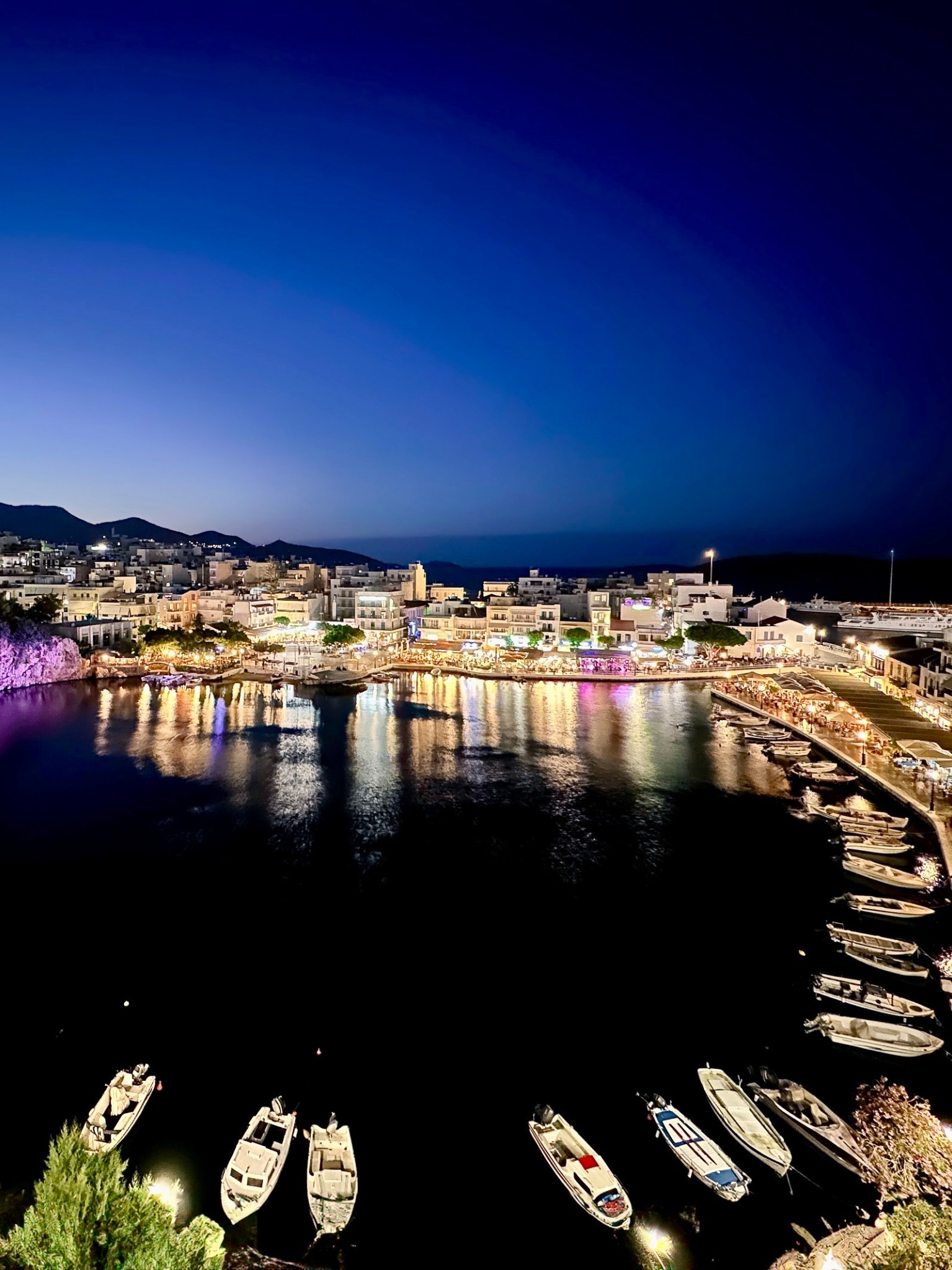 What’s the best camera for nighttime photography?

As a trained photographer, Paul gets this question a lot. He always says the best camera is the one you have and use. But at night, it’s more about the lens.

Still, while carrying his big camera and lens galore, Paul reaches most often for his small Sony and DJI Osmo cameras linked below.

#LTKMens #LTKdayinmylife #LTKTravel