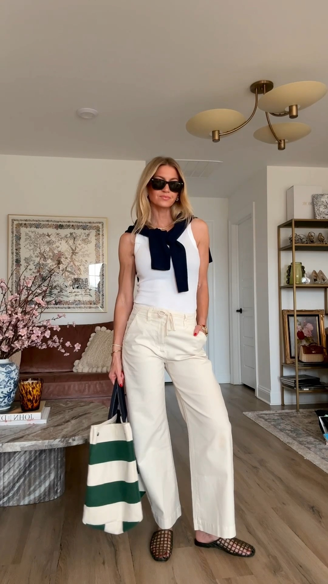Ivory barrel tie pants: TTS, wearing a 25
White tank: TTS, wearing a S
Navy cashmere cardigan: TTS, wearing an XS
Jelly mules: ON SALE, TTS

#LTKgrwm #LTKootd #LTKSaleAlert