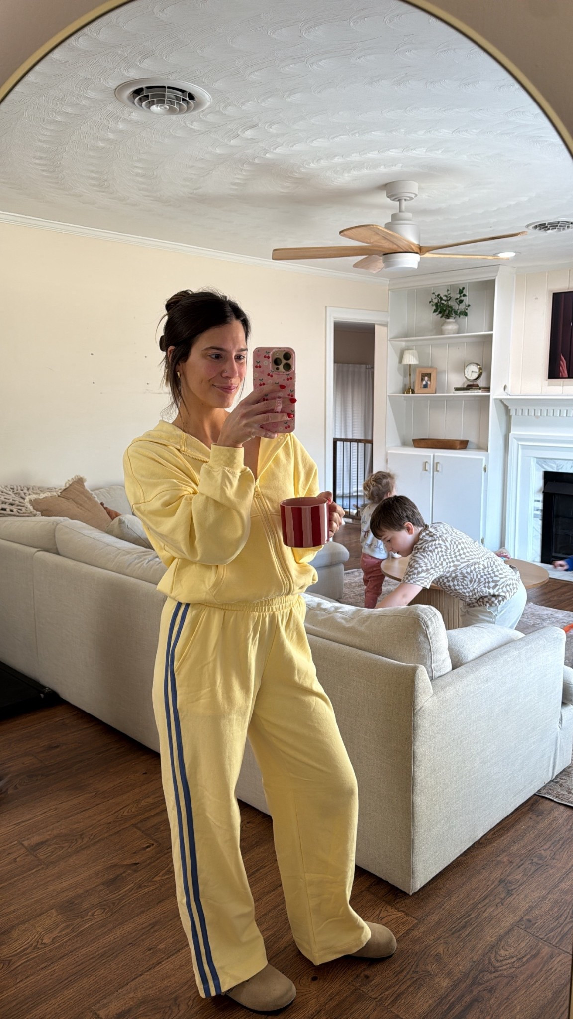 My new favorite sweat set 💛🌼 I’m wearing a size small in both top and bottoms

#LTKdayinmylife #LTKSaleAlert #LTKmomlife