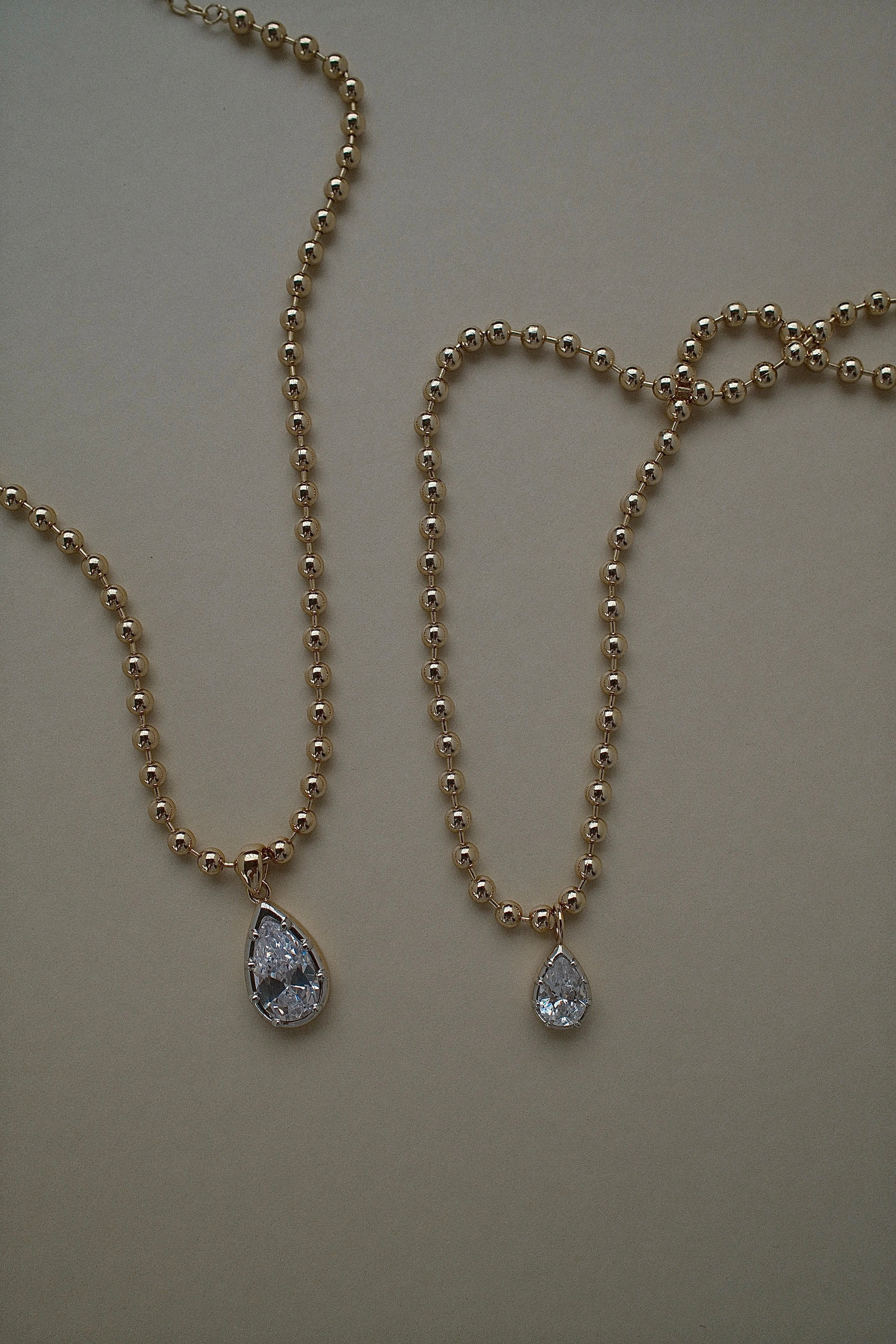Large Cleo Pear Necklace | Lili Claspe