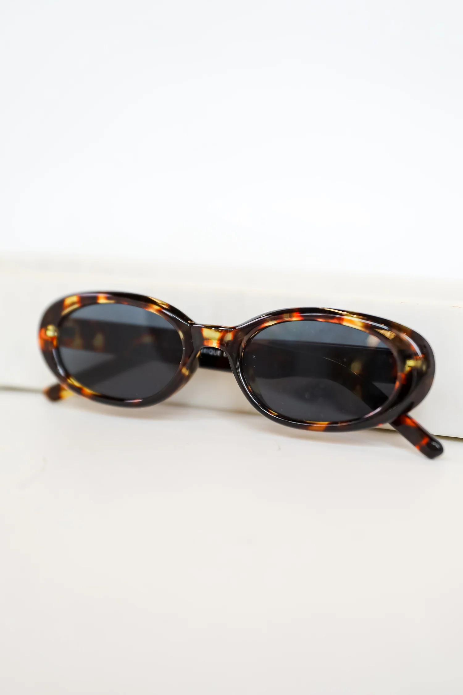 Trendy Oval Sunglasses | Women's Sunglasses | ShopDressUp | Dress Up