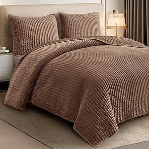 SHALALA Velvet Quilt King Size,Striped Bedding Set,Lightweight Velvet Comforter,Luxurious Cozy Be... | Amazon (US)