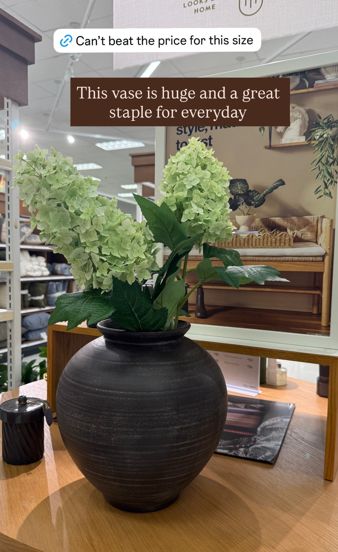 This vase is huge and the price is so good!

#LTKHome