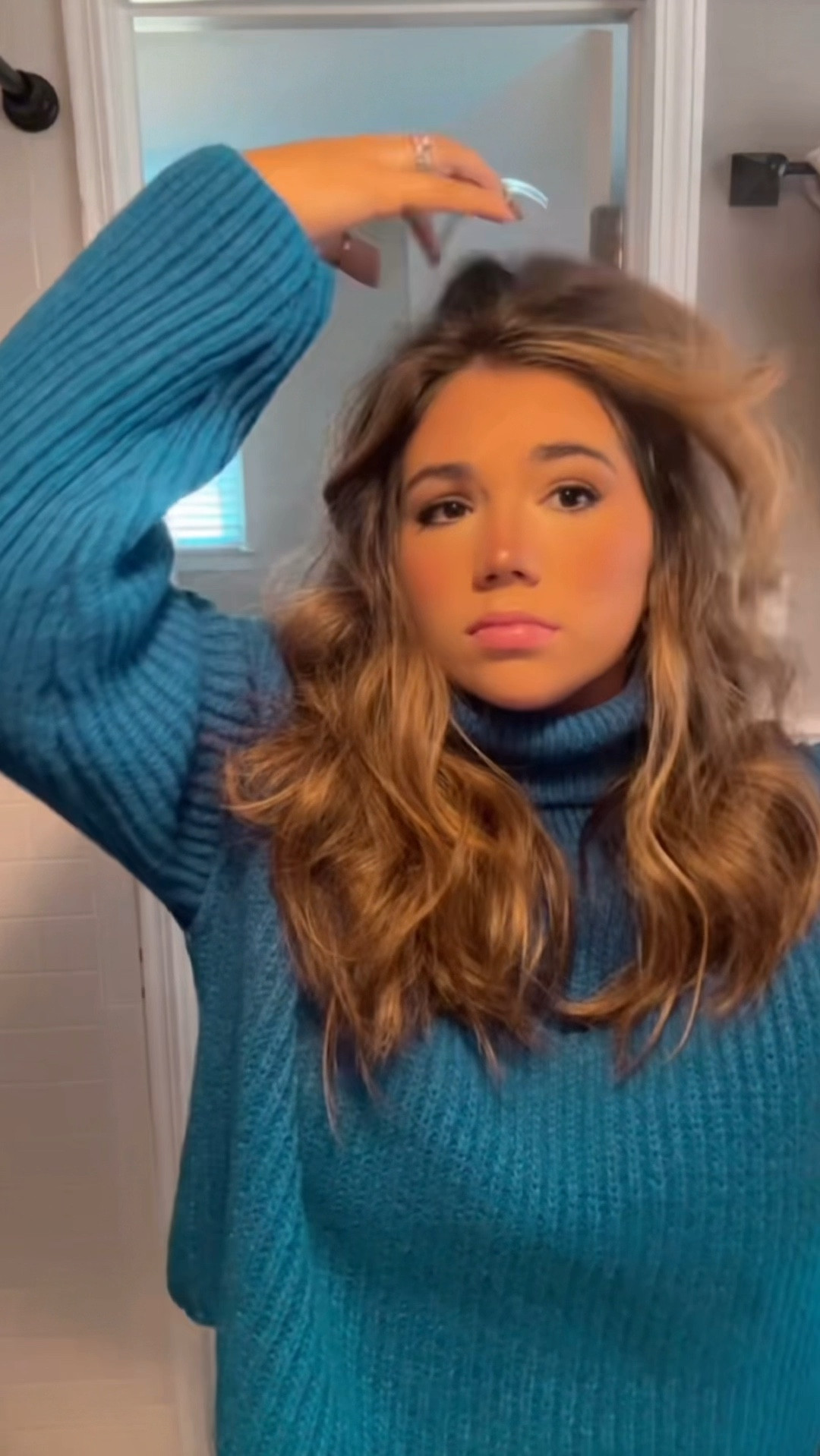 Thanksgiving curls 🩵

#LTKgrwm #LTKHoliday #LTKGiftGuide