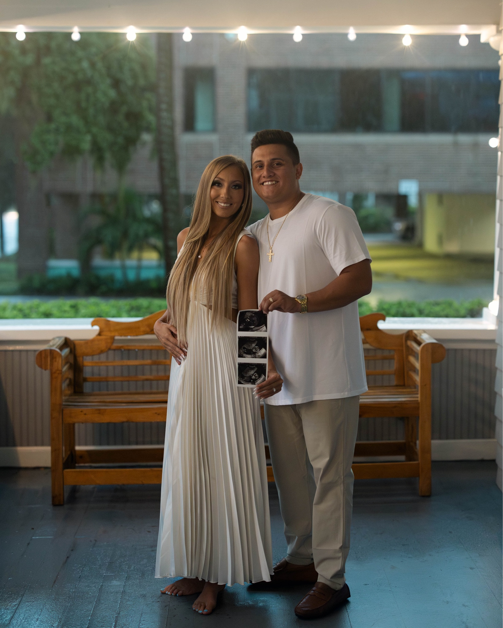 My Pregnancy Annoucement Dress & Husbands Fit! Dress is from Abercrombie wearing size XS (it’s a little big on me so should have done XXS but store didn’t have that size & thought XS would work for the photoshoot) Also linked my husbands outfit as everything he wore is from Lululemon! 

Dress is on sale right now! Sizes are going fast! 

#pregnancyannoucementoutfits #abercombie #lululemon #babyontheway #whiteandbeige #sale

#LTKMens #LTKSaleAlert #LTKStyleTip