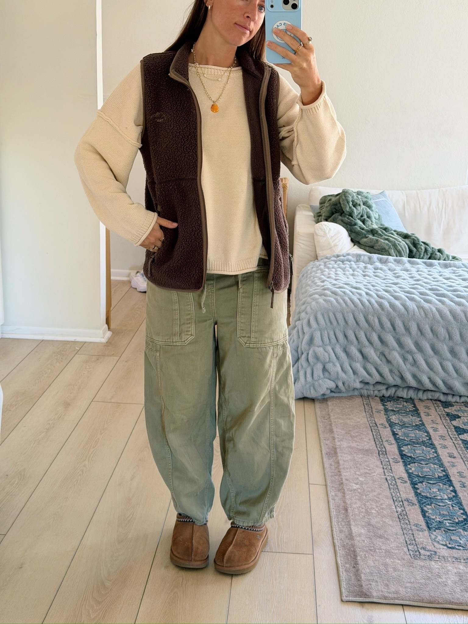 today’s comfy casual fit! vest is Aritzia but sold out so linked similar 

#LTKootd #LTKgrwm #LTKdayinmylife