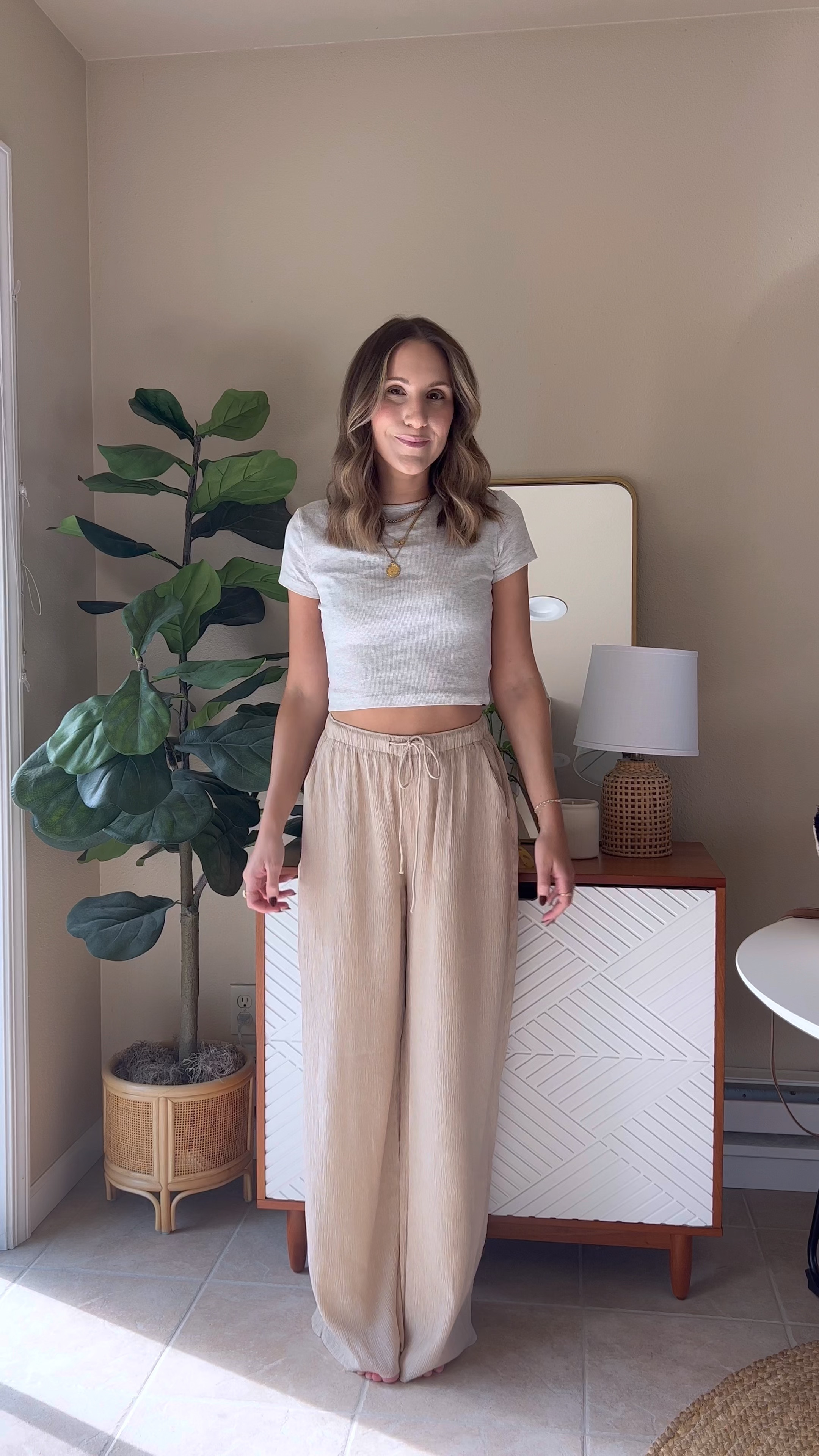 Casual fall outfits 2/30🍂
I’ve raves about these pants since spring and wore them all summer long! Taking them into fall with cozy oversized knits! My pants and cardigan are 20% off through tonight with code AFLTK!


Abercrombie style / comfy pants / casual outfit / fall outfit inspo / Abercrombie finds



#LTKfindsunder100 #LTKSale #LTKstyletip