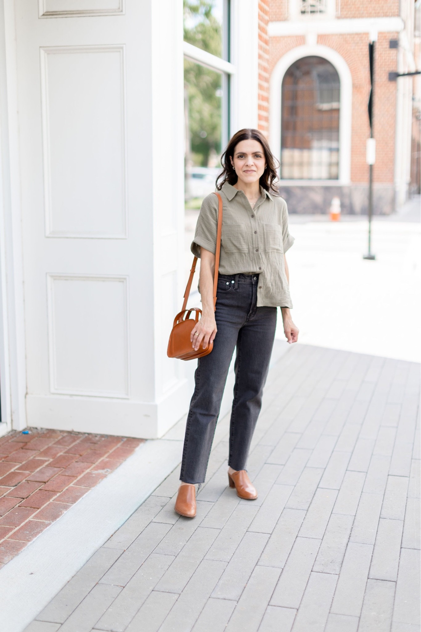 September mini capsule outfit idea: dolman shirt, straight leg black jeans, mules, crossbody bag 

#LTKstyletip