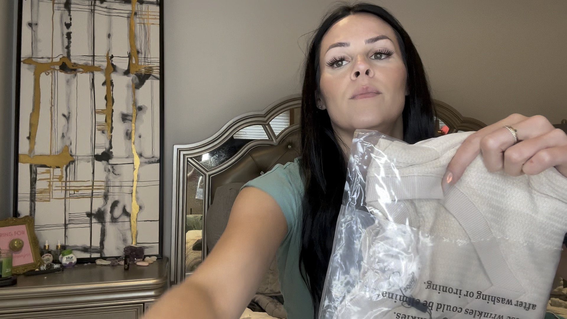 Zeagoo Women Waffle Shirts Cropped Top Casual V Neck Long Sleeve Pullover Top Beige 

#LTKstyletip #LTKVideo #LTKfindsunder50