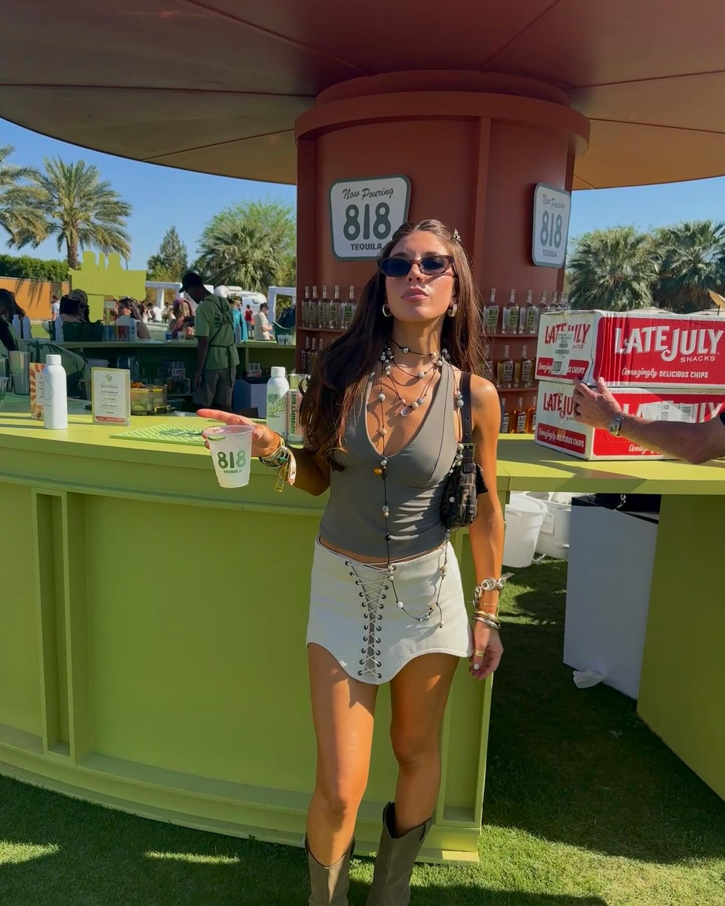sweat out all the tequila immediately ☺️🌴🌵💚
.
#coachella #coachella2025 #818tequila #818outpost #drink818