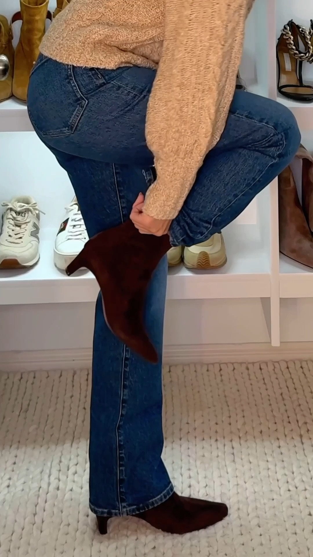 Suede boots
Suede booties
Jeans
Madewell jeans 
Silk skirt
Knee high brown boots 

#LTKSeasonal #LTKSaleAlert