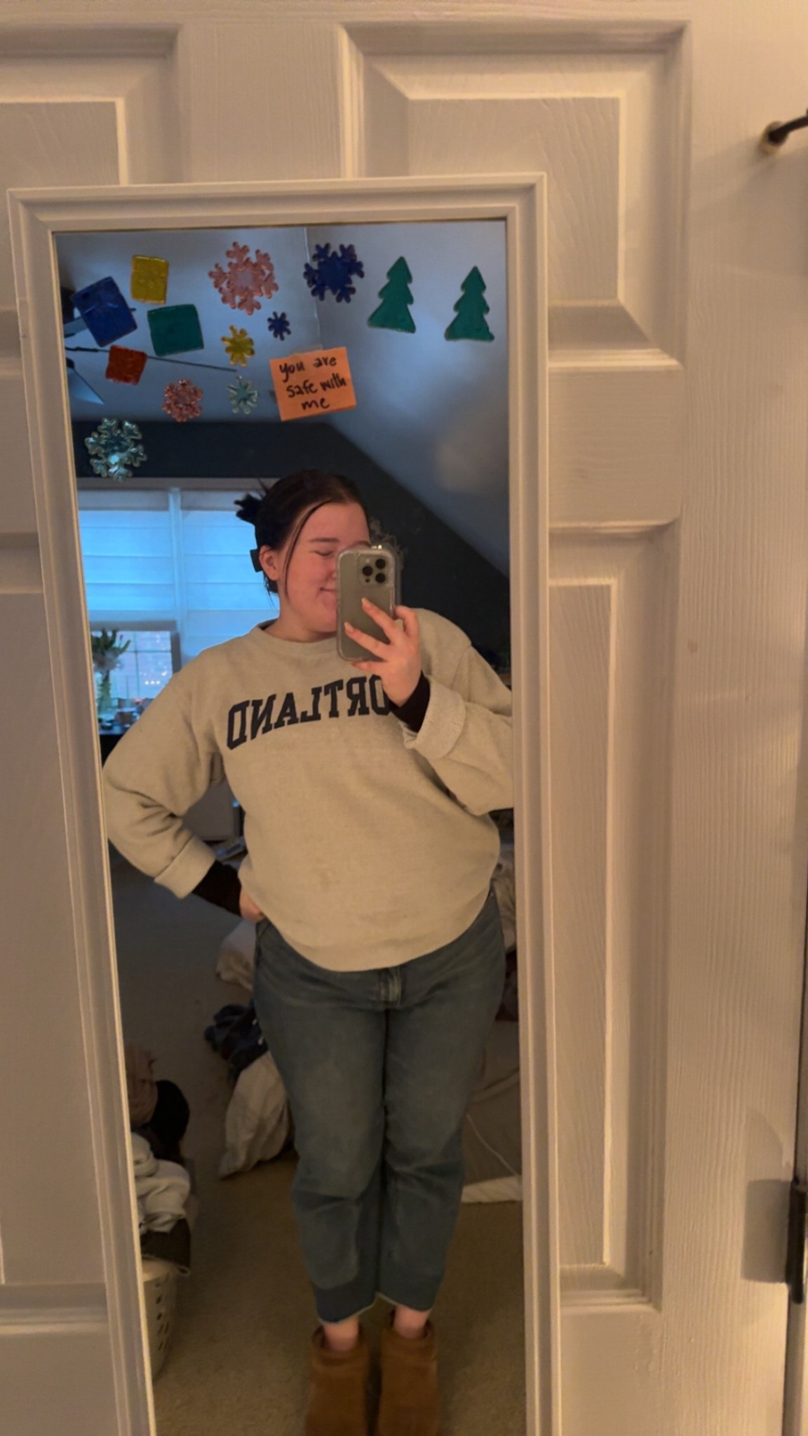 cozy wozy 
#denim #sweatshirt 

#LTKootd