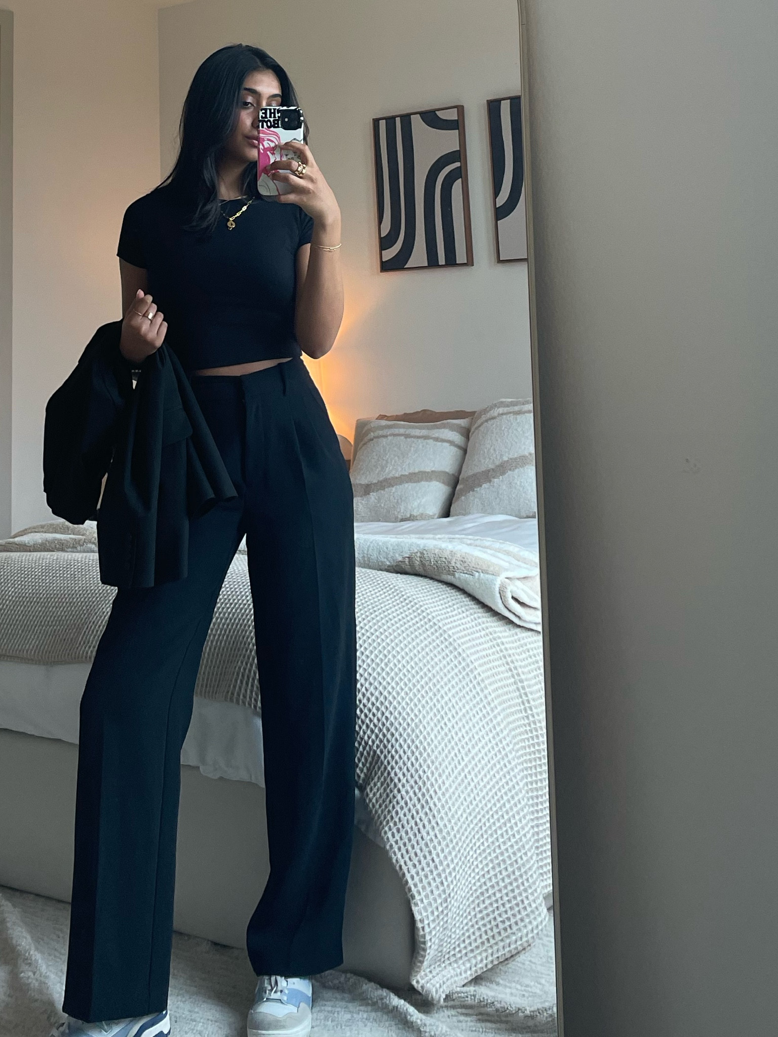 The perfect casual/professional all black work outfit! Paired with cute gold jewelry :)


#andwhataboutit #lifestyle #blog #health #welness #work #workoutfit #maxidenimskirt everydayoutfit #minimalist #newyorkfashion #capsulewardrobe #freepeople

#LTKstyletip #LTKFind #LTKworkwear