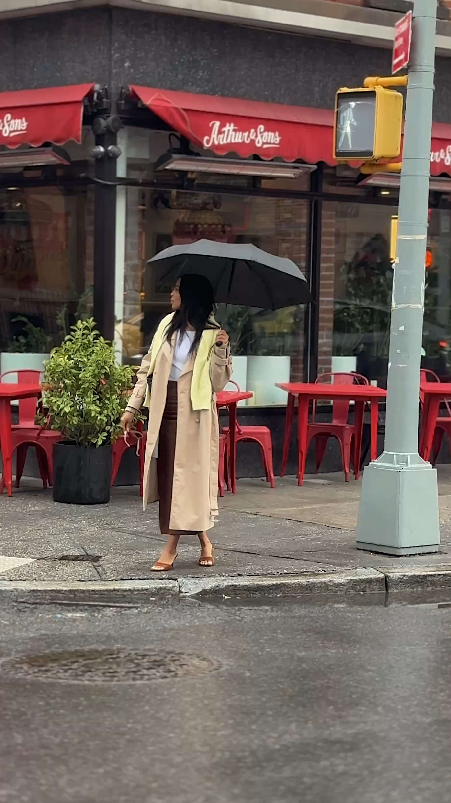 a classic trench, a sweater on the shoulder, a suede mule...all my go-tos 

 

#LTKgrwm #LTKdayinmylife #LTKootd