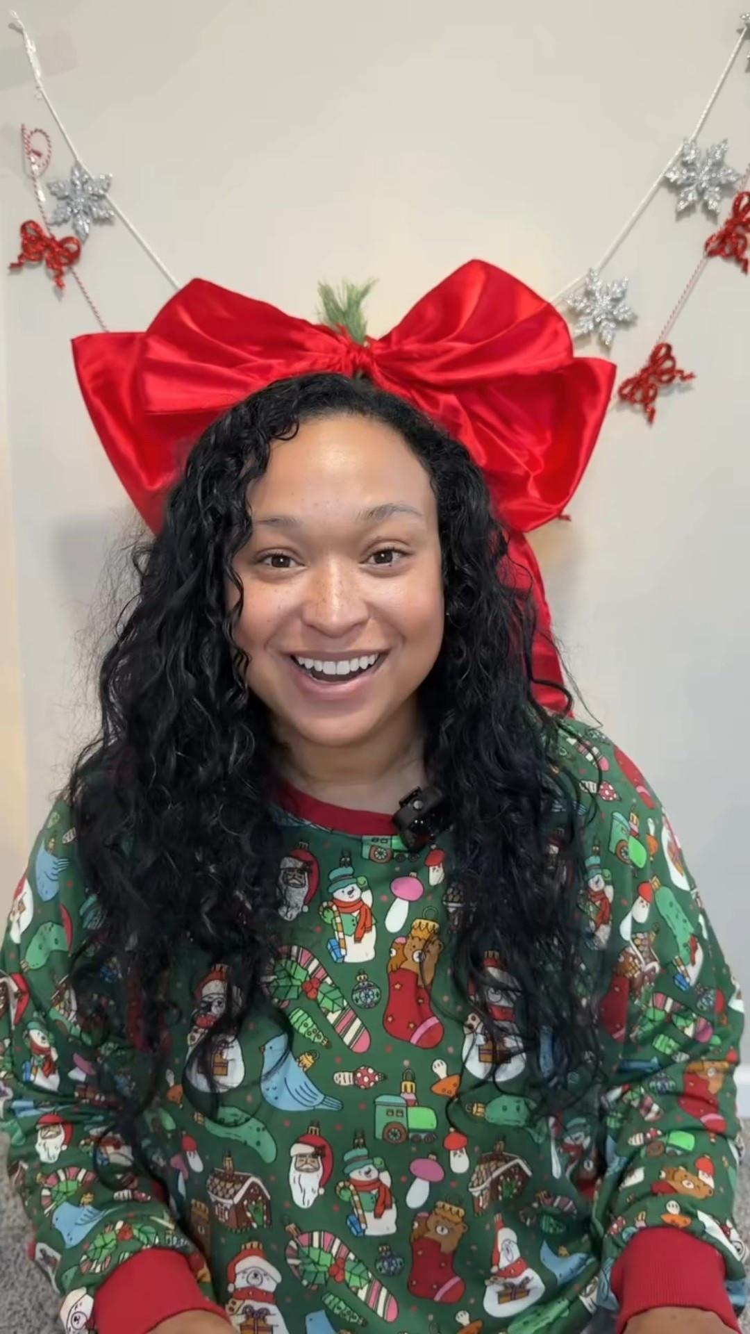 Holiday gifting made personal🎁 There’s just something special about seeing their names on the gifts under the tree and @cadenlane makes it easy to give cozy, personalized presents that feel one-of-a-kind. 🎄 code ASHK20 gives you 20% off!

 #cadenlane #giftguide