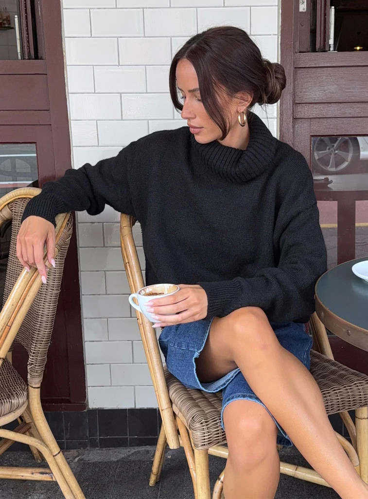 Oswin Turtleneck Sweater Black | Princess Polly US