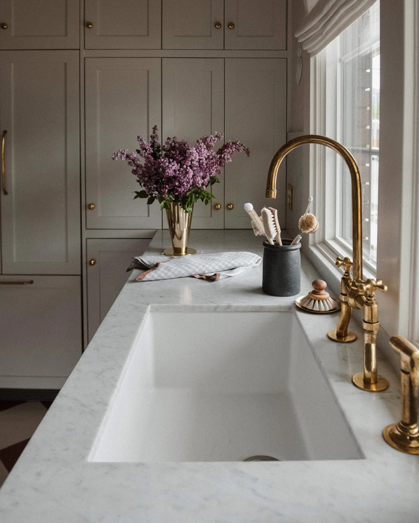 Starting to purchase accessories here and there for our new house and this little brass vase is is my cart. Deciding between this one and the buttercup vase. I’ve always loved furniture and styling the very most so I’m very excited to get my hands on the little details 🤎 #brass #vase #flowers 

#LTKfindsunder100 #LTKhome