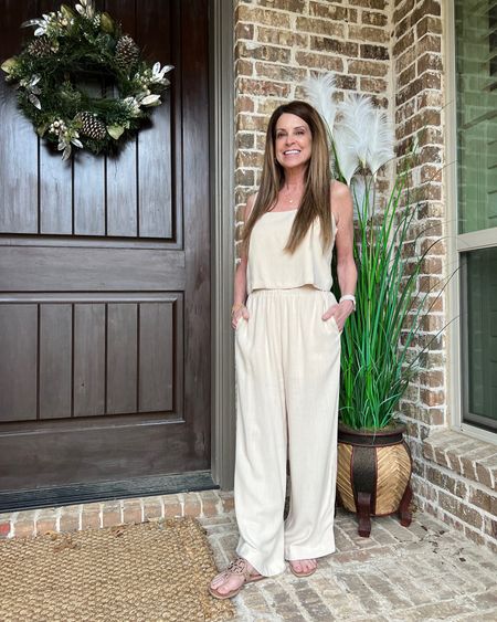 The cutest beige linen blend 2 piece outfit for spring and summer. Just throw on your sandals, grab your crossbody bag and you’re ready to go! Petite friendly. Wearing a size small.

#petite #petitefriendly 

#LTKstyletip #LTKover40 #LTKSeasonal
