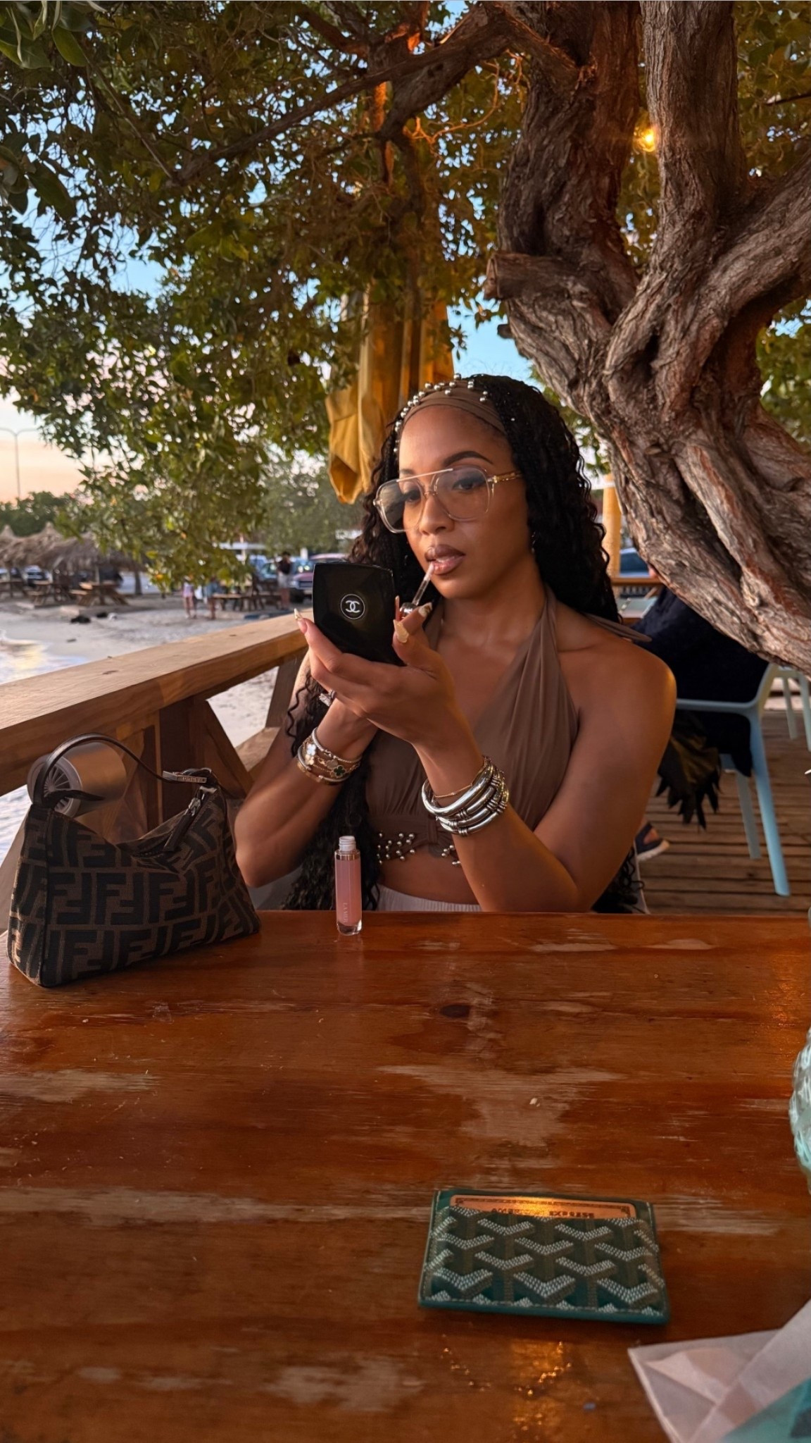 Mandatory gloss check🪞💄 I love this Chanel compact mirror!

#LTKFindsUnder100 #LTKTravel #LTKBeauty