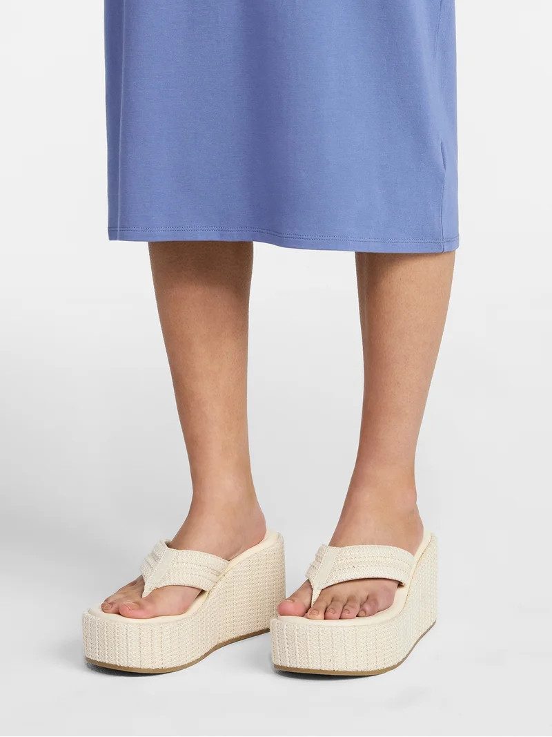 No Boundaries Raffia Platform Thong Sandals, Women's | Walmart (US)