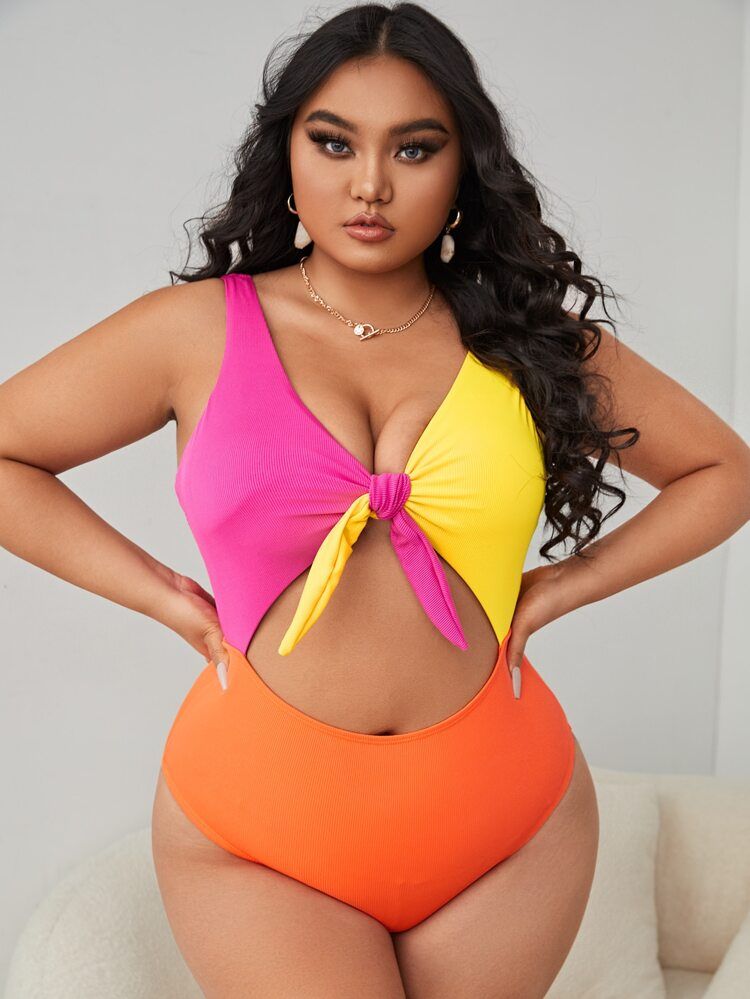 Plus Color Block Rib Cut-out One Piece Swimsuit | SHEIN