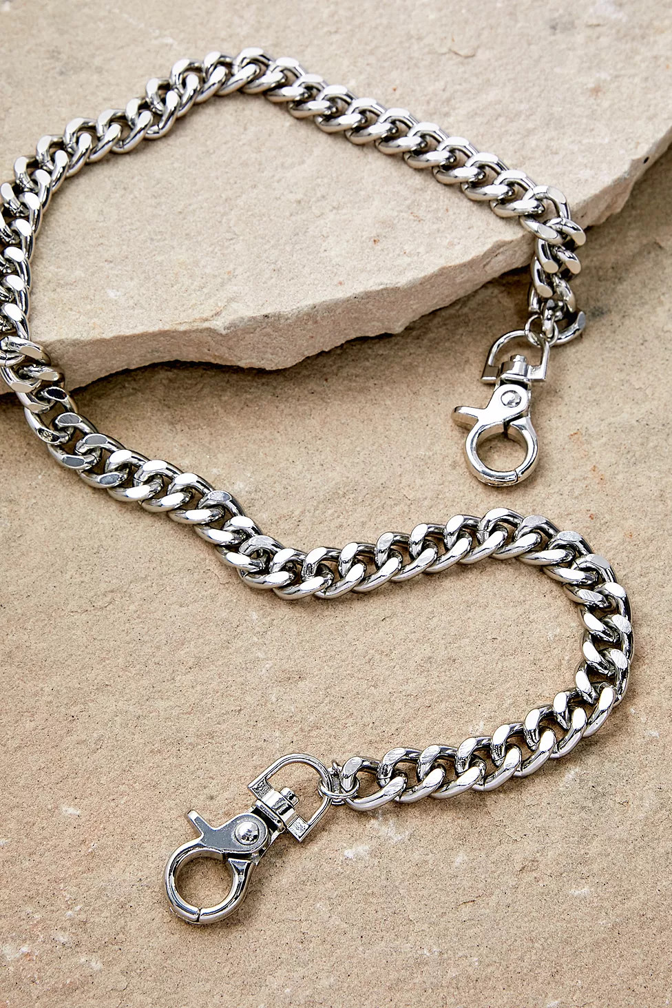 Clip-On Wallet Chain | Urban Outfitters (EU)