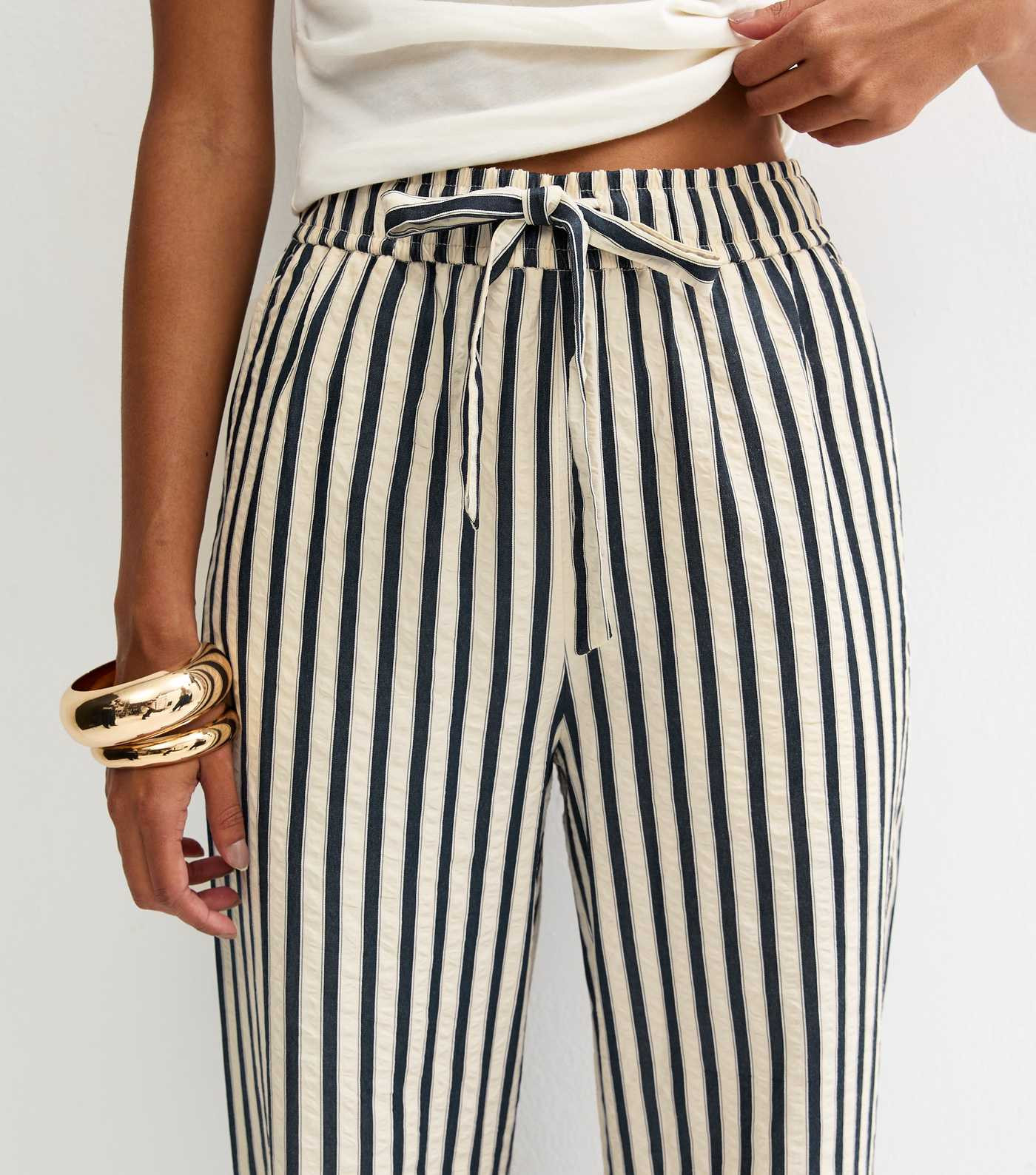 Blue Striped Seersucker Wide Leg Trousers | New Look | New Look (UK)