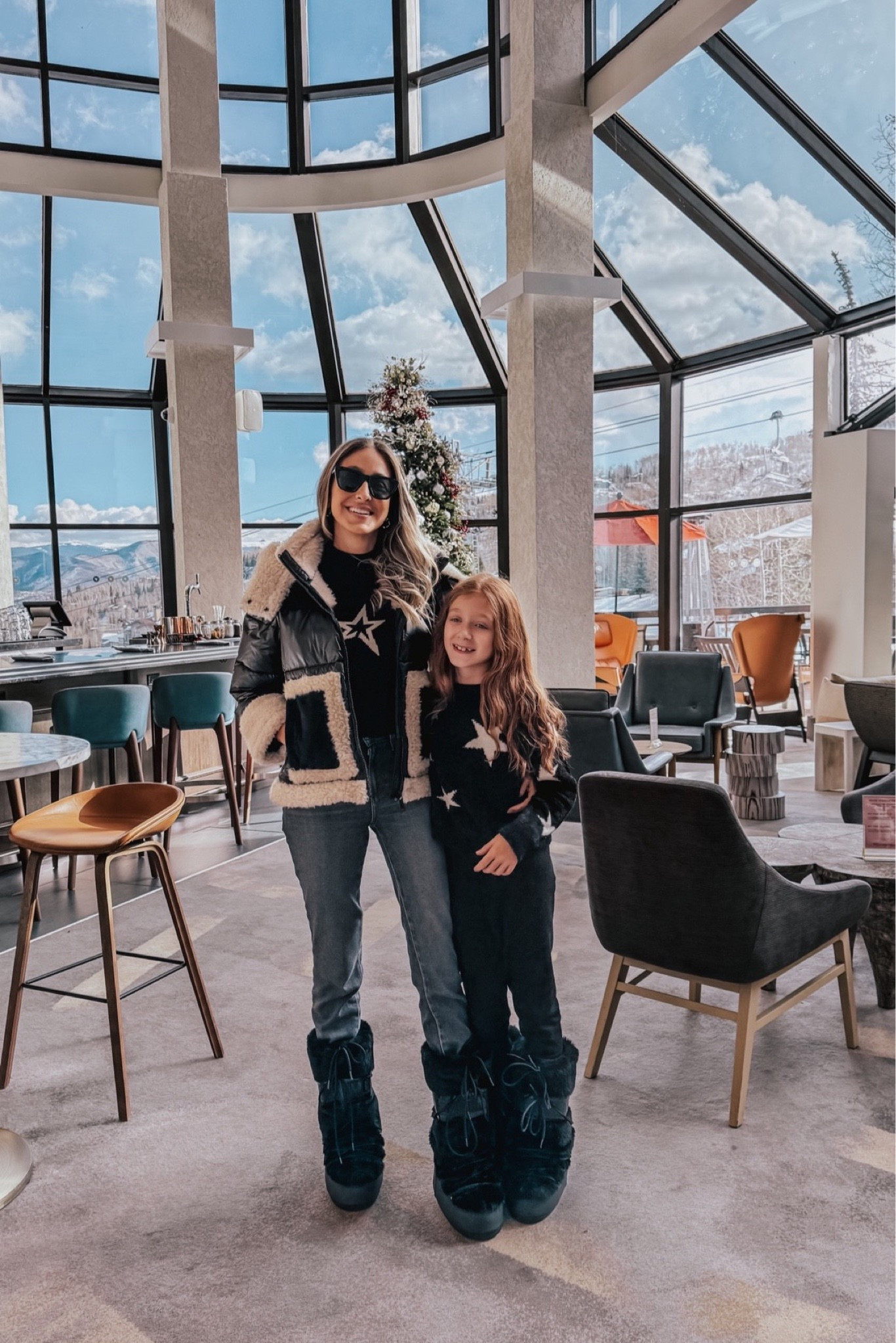 Aspen ready ❄️⛄️ loving here so much already. Wearing a comfortable puffer jacket and my moon boots are 👌🏻 
Apres ski outfit

#LTKU #LTKStyleTip #LTKSeasonal