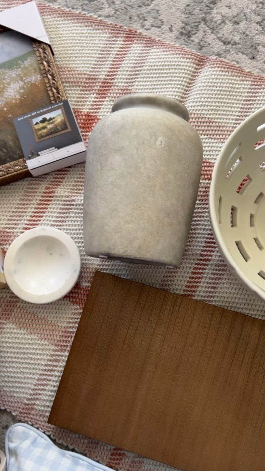 Added another Walmart vase to my collection because at these prices I’m living out my pottery barn fantasies for less 😂👏💕 #walmarthome 

#LTKHome